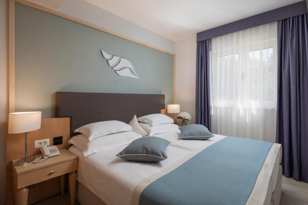 Aparthotel Flora Tučepi Eksteriør bilde