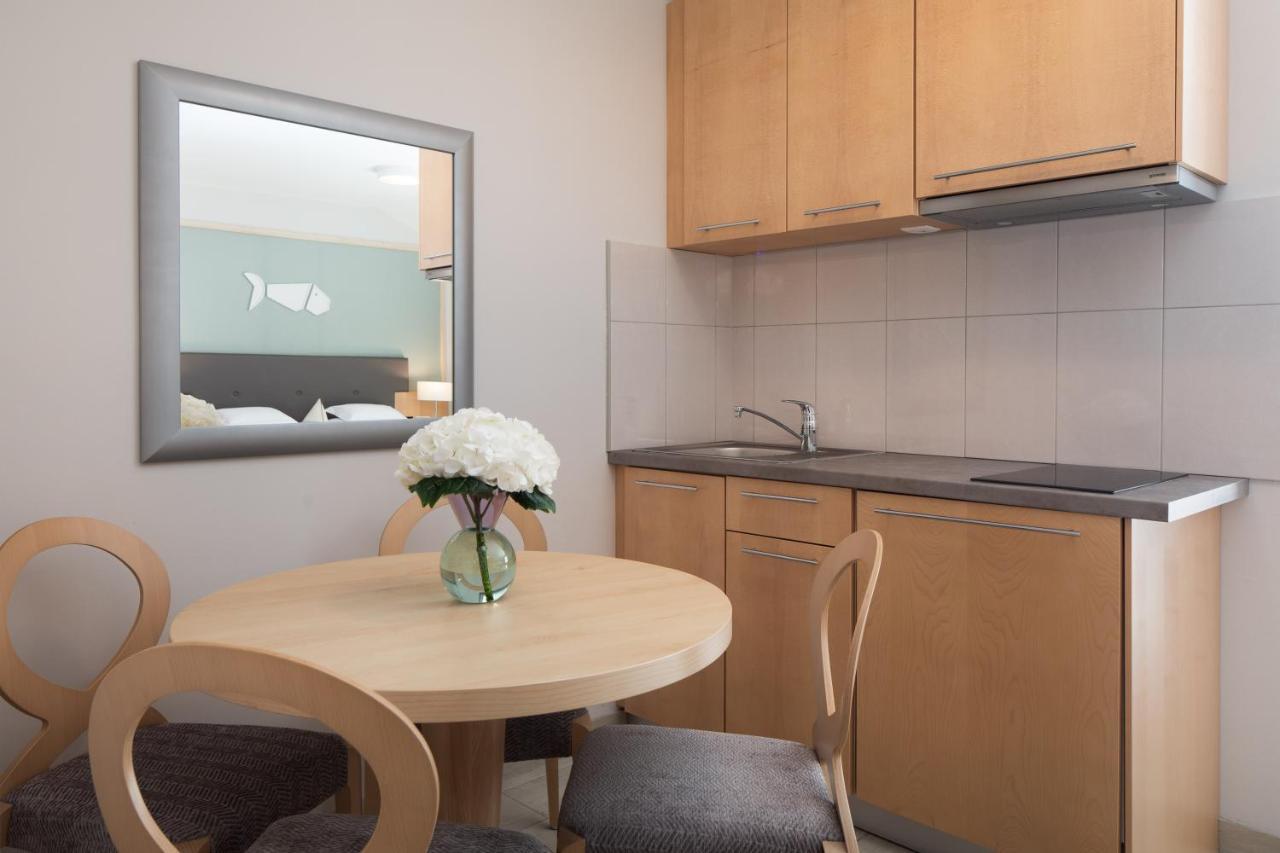 Aparthotel Flora Tučepi Eksteriør bilde